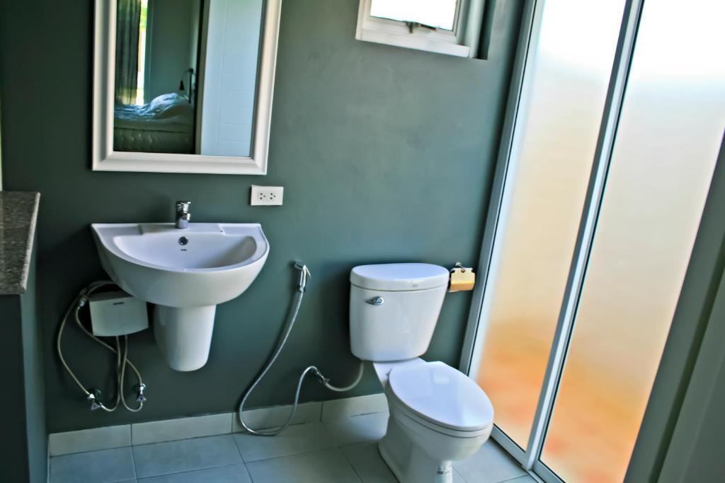 Garden Hills Villa Resort Cha-Am Bilik gambar